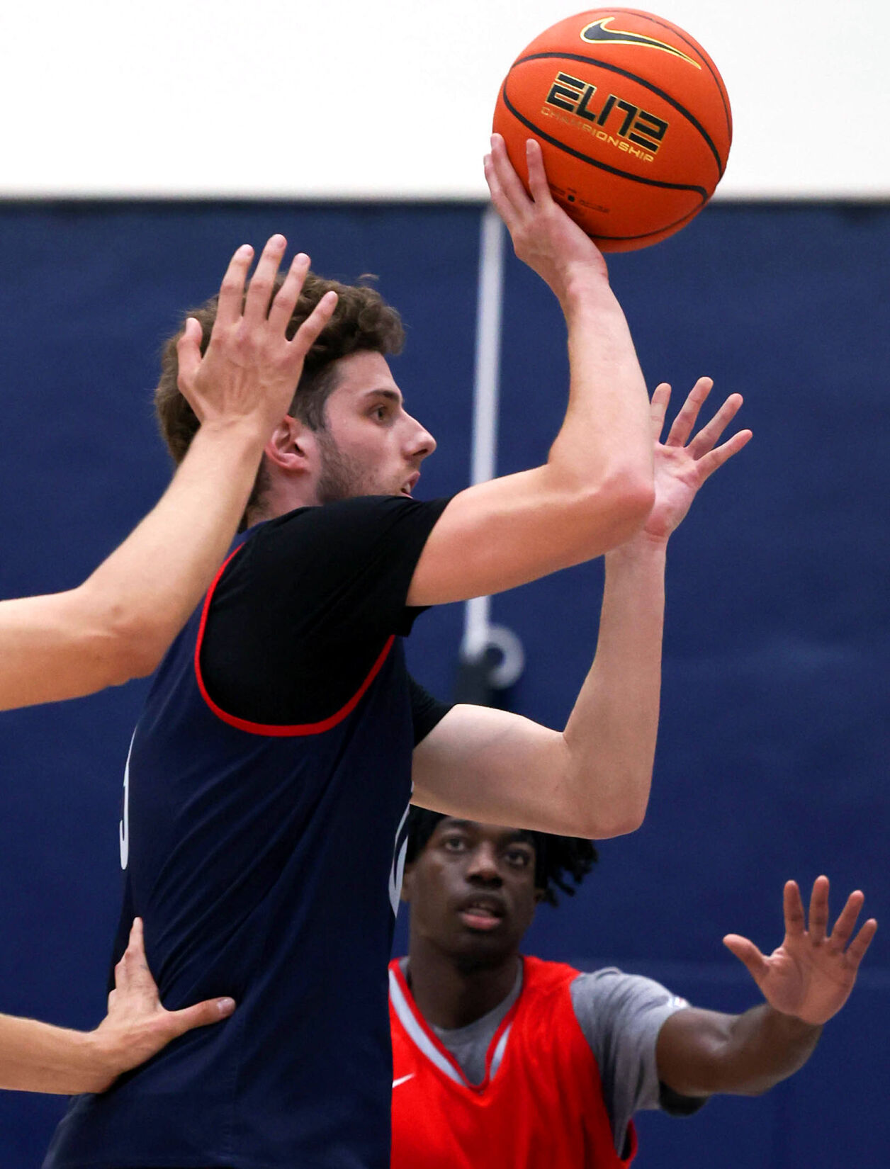 Arizona mens basketball practice